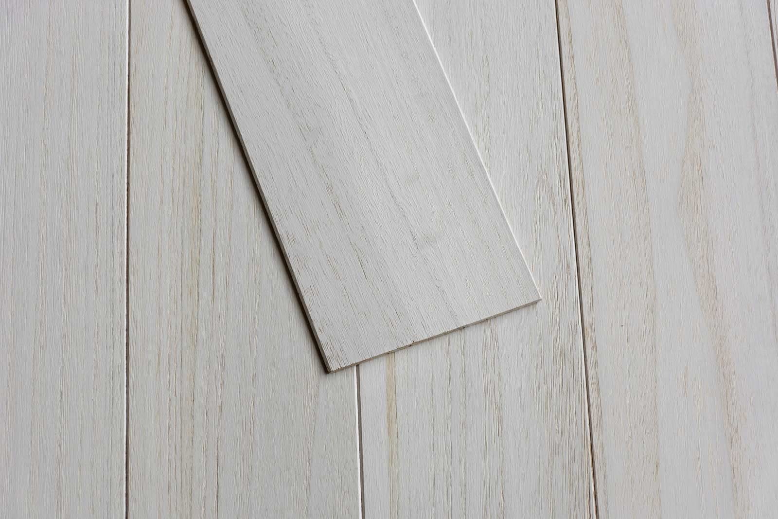 Luxdecor Real Wood Planks For Wall- White Shiplap Boards 5 Peel And Stick